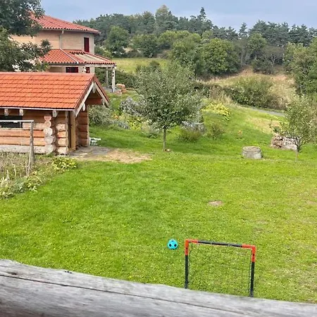 De Charme Avec Jacuzzi Dans Monts Du Forez - Fr-1-496-313 *